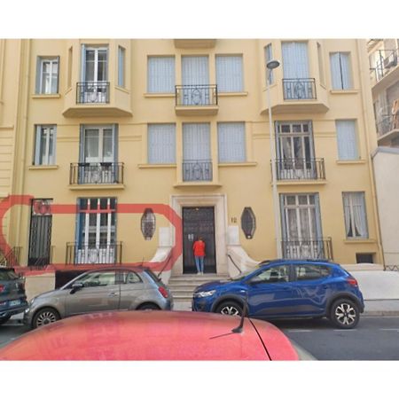 Extraordinaire Grand Studio Au Centre 6 Minutes A Pied De La Plage Et L'Hotel Negresco Nice Luaran gambar