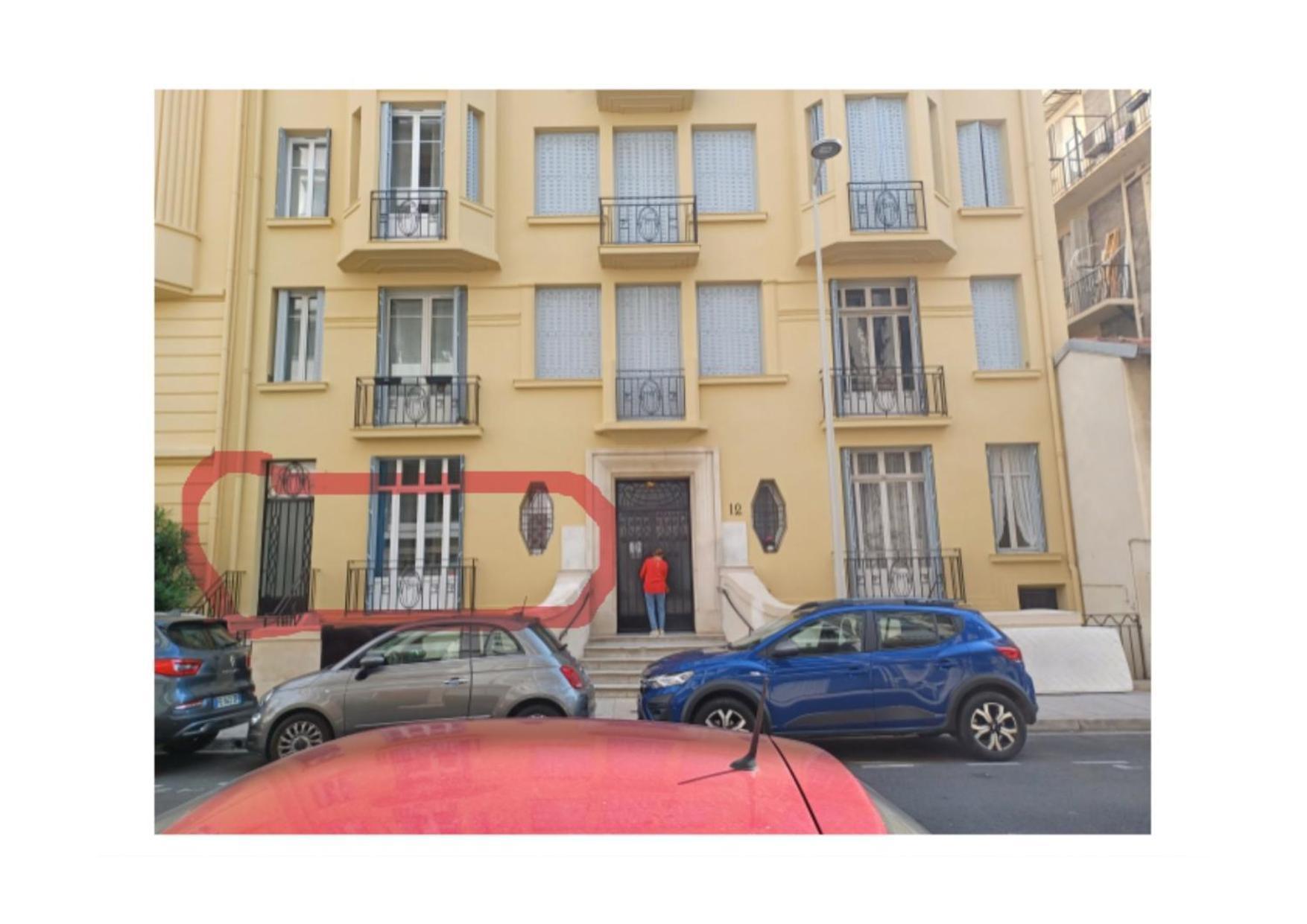 Extraordinaire Grand Studio Au Centre 6 Minutes A Pied De La Plage Et L'Hotel Negresco Nice Luaran gambar